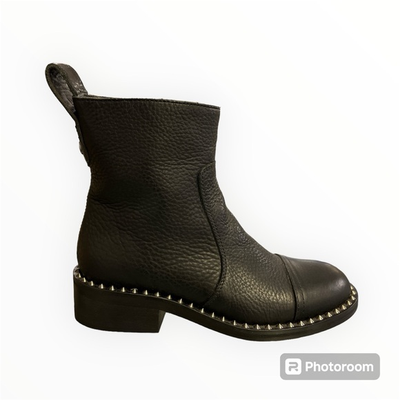 Zadig & Voltaire Empress Clous Textured Leather Ankle Boots Size 36 (US 5) Black - Picture 3 of 13